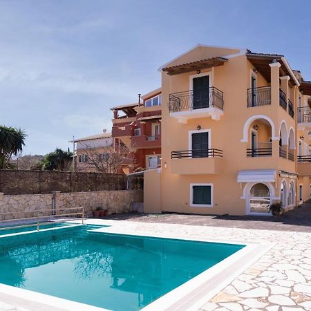 Athineos Apartment'S Dassia (Corfu) Exteriör bild